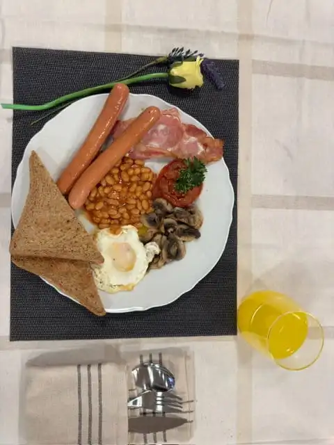 Activities session at Parkview Nursing Home, SE19